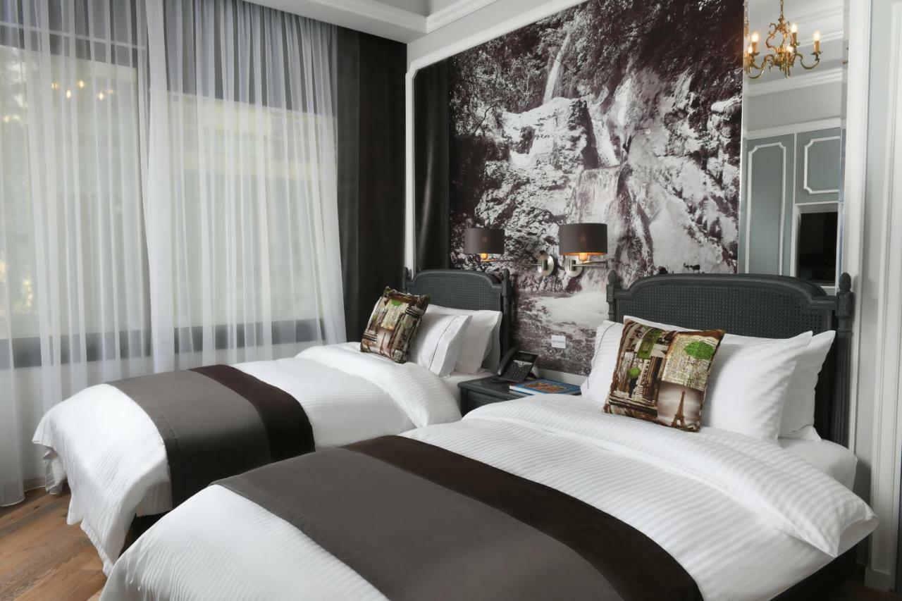 Le Bristol Hotel Beirut Exteriör bild
