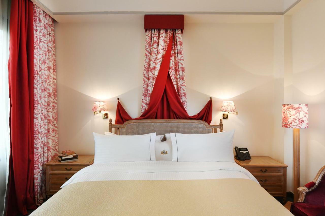 Le Bristol Hotel Beirut Exteriör bild